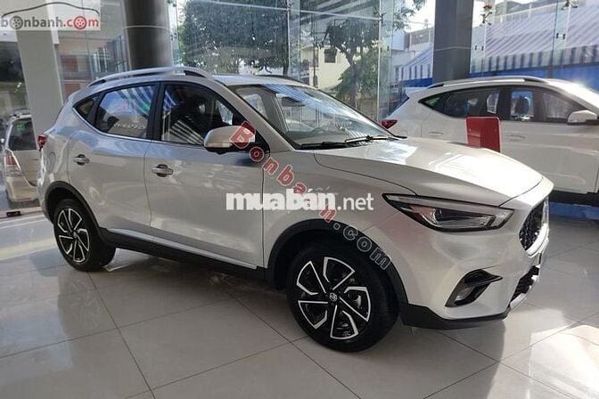 MG ZS Luxury 1.5 AT 2WD