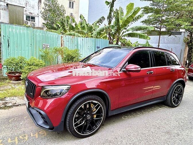 Mercedes Benz GLC 2018 300 4Matic - 99000 km