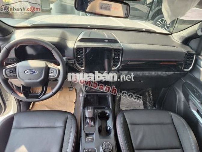 Ford Ranger Stormtrak 2.0L 4x4 AT 2025
