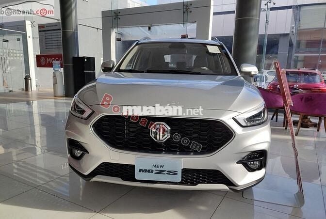 MG ZS Luxury 1.5 AT 2WD