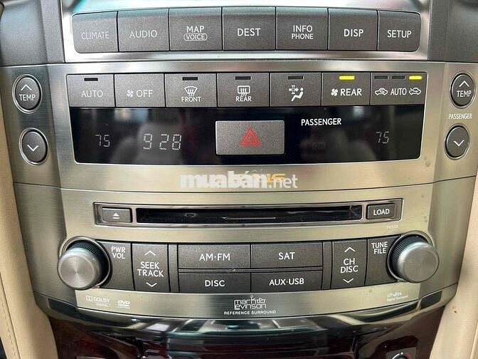Lexus LX570 cực mới hiếm tại Việt Nam - 73000 km