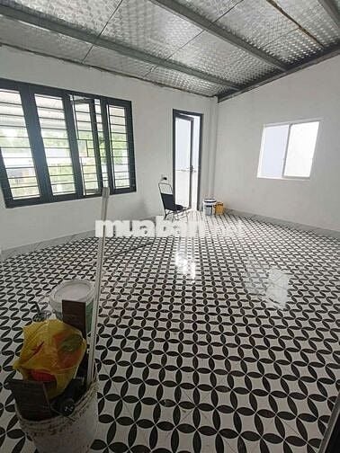 Cho thuê nhà mới xây 200m2 sân rộng gần chợ Tân Bình