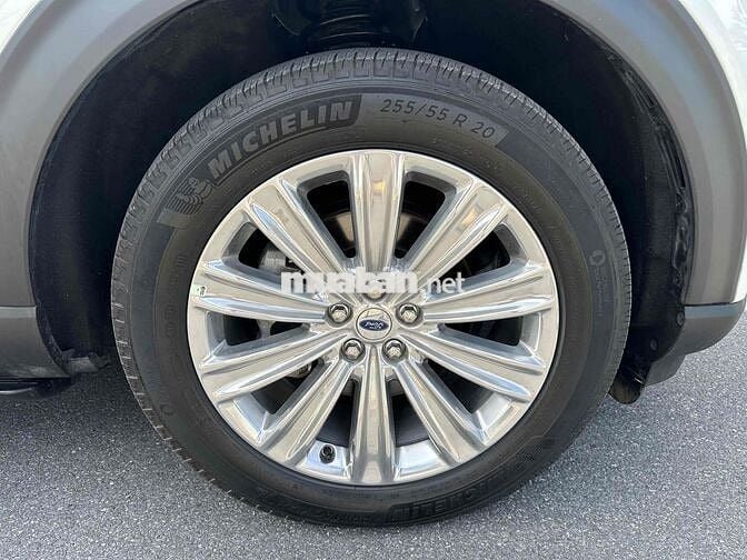 Ford Explorer 2023 Đk 12/2024 2.3Ecoboost 1 Vạn Km