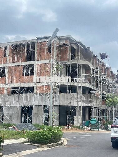 Chính chủ cần sang tên Căn nhà SHR mặt tiền Hoàng Phan Thái