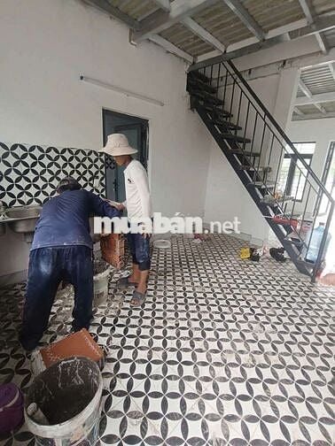 Cho thuê nhà mới xây 200m2 sân rộng gần chợ Tân Bình
