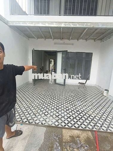 Cho thuê nhà mới xây 200m2 sân rộng gần chợ Tân Bình