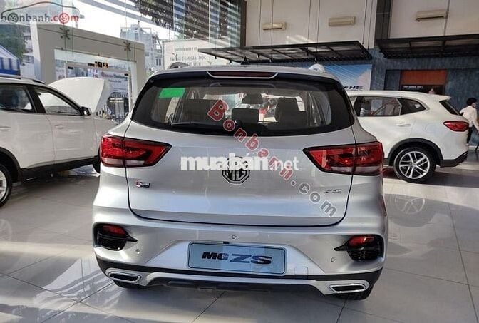 MG ZS Luxury 1.5 AT 2WD