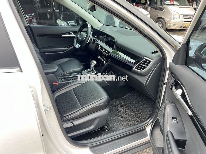 Kia Seltos 2025 Premium 1.5 AT- 2 nghìn km NHƯ MỚI
