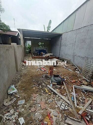 Cho thuê nhà mới xây 200m2 sân rộng gần chợ Tân Bình