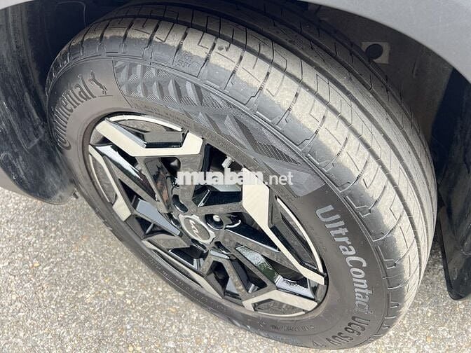 Kia Seltos 2025 Premium 1.5 AT- 2 nghìn km NHƯ MỚI