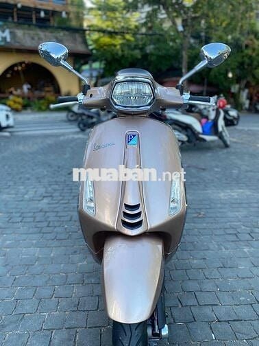 Vespa 2021 màu hót TFT chạy 7 ngàn km như mới