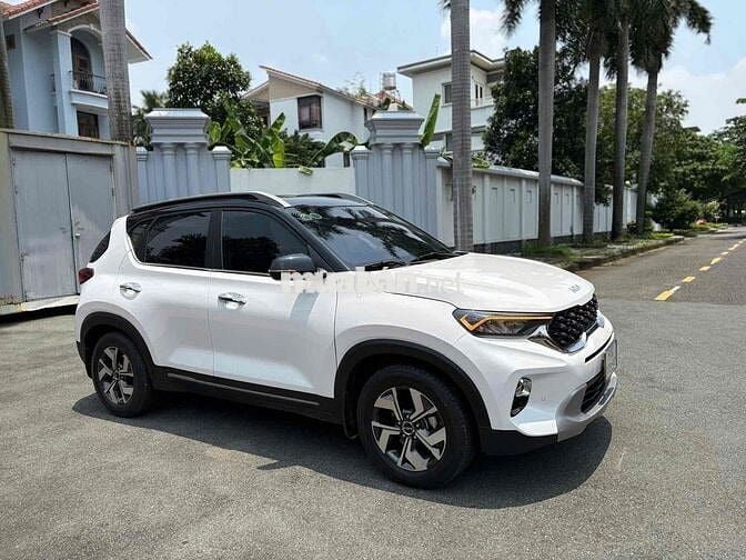 Kia Sonet 2023 Premium 1.5 AT - 18000 km Siêu Lướt
