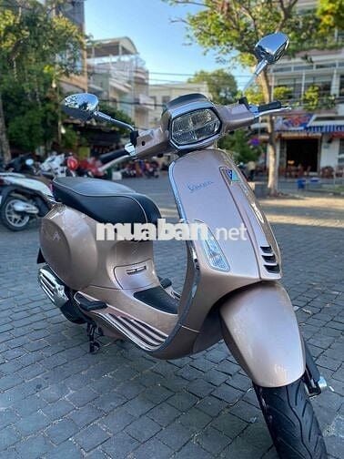 Vespa 2021 màu hót TFT chạy 7 ngàn km như mới