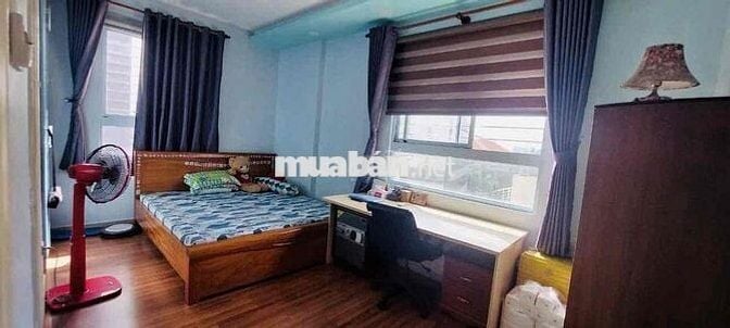 Gấp Bán Chung Cư 105m2 3PN 3Wc Ngay Uỷ Ban Quận Tân Phú