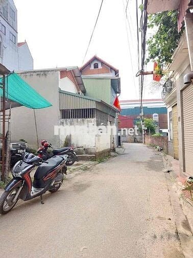 Bán Nhan Lô Đất Vàng Đường Bát Khối Ô Tô Tránh
