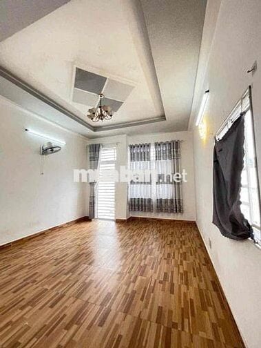 Nhà mặt tiền 4pn5wc 80m2 đường số 3 Phường 9