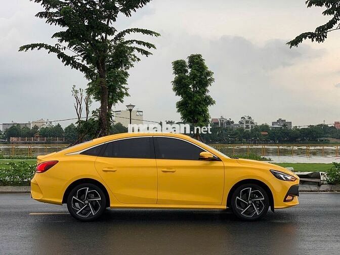 xe gia đình MG MG5 2022 Luxury full hãng 18000 km