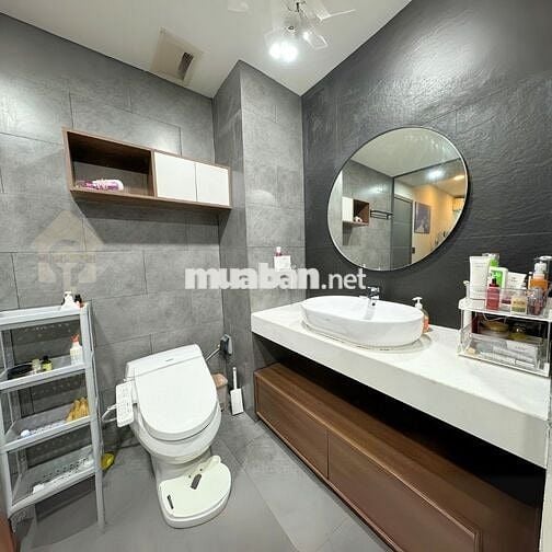 Căn họ Sai Gon Airport, 2 phòng ngủ lớn, nội thất decor mới
