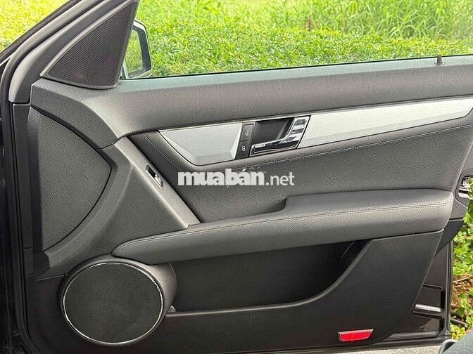 Mercedes Benz C200 2010 1 đời chủ Cọp