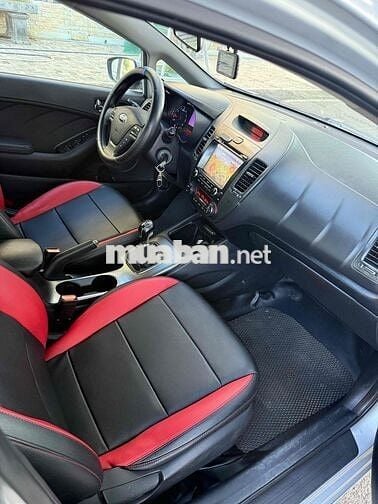 Kia K3 2015 1.6 MT - 90000 km