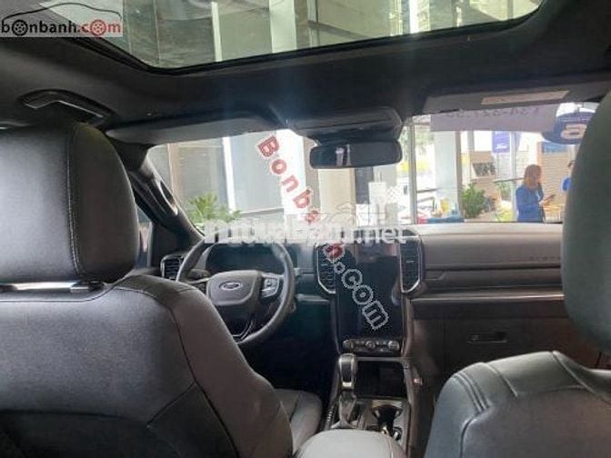 Ford Everest Titanium 2.0L 4x2 AT 2025