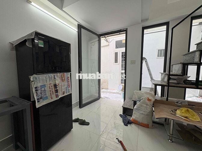 🏡 Nhà nguyên căn 1 trệt 2 lầu + 1 gác lửng – Full nội thất 🏡  📍 Địa ch