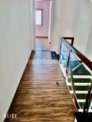 Chính chủ gửi e căn nhà ecolack thiên Đàng 1 mặt sau hồ bơi mặt 
