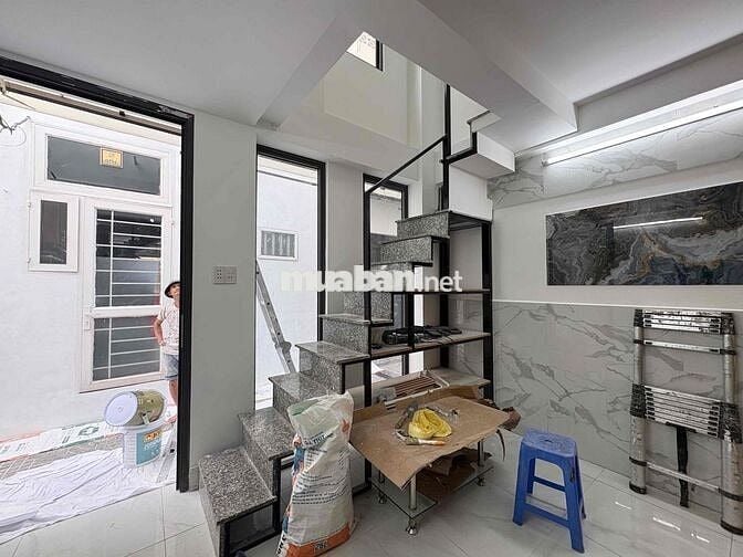 🏡 Nhà nguyên căn 1 trệt 2 lầu + 1 gác lửng – Full nội thất 🏡  📍 Địa ch