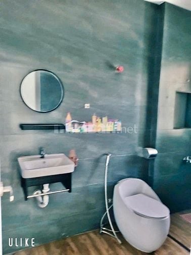 Chính chủ gửi e căn nhà ecolack thiên Đàng 1 mặt sau hồ bơi mặt 