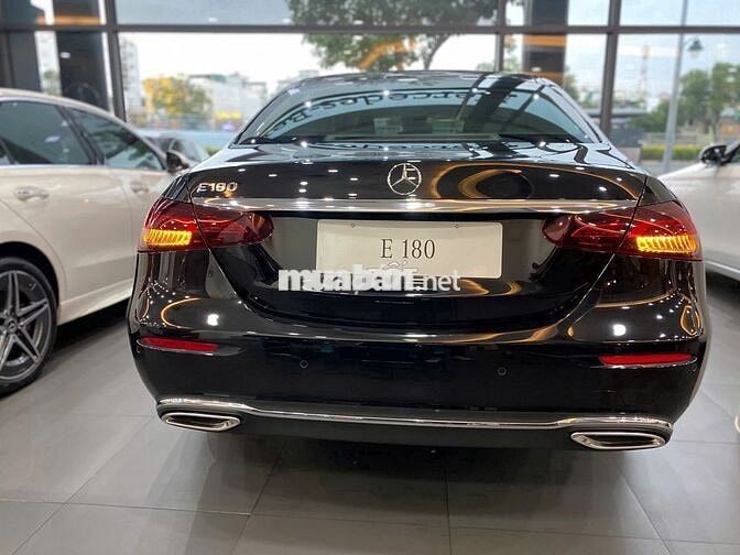 Mercedes-Benz E180 – Hỗ Trợ Đến 500 Triệu