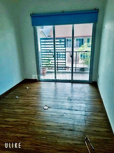 Chính chủ gửi e căn nhà ecolack thiên Đàng 1 mặt sau hồ bơi mặt 