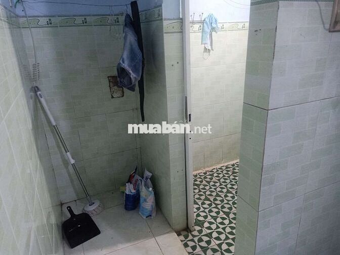 Nhà chợ gấu. Hóc môn, Thoáng mát 54m2