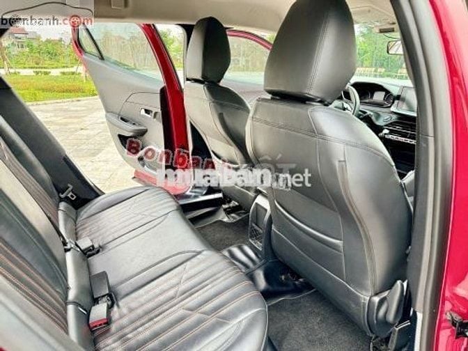 Peugeot 2008 GT Line 1.2 AT 2021