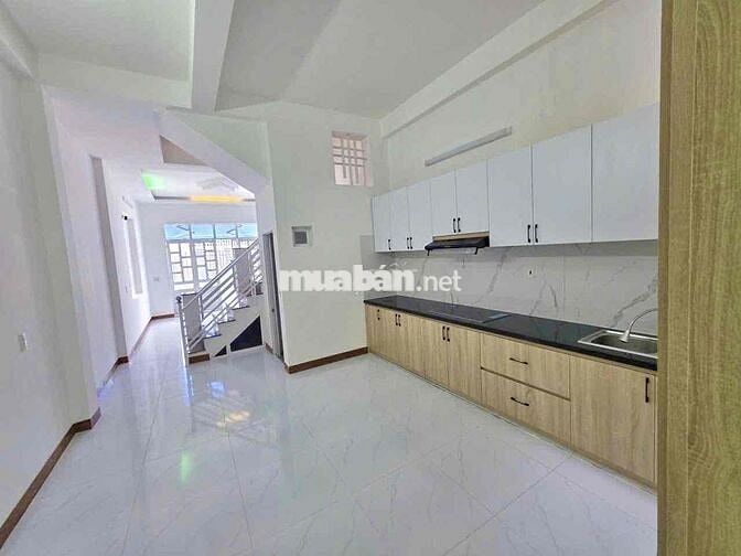 Cần Bán Cǎn Nhà 1 Trệt  1 Lầu Tại Khu Dân Cư Hòn Sện Chỉ 4 Tỷ 700