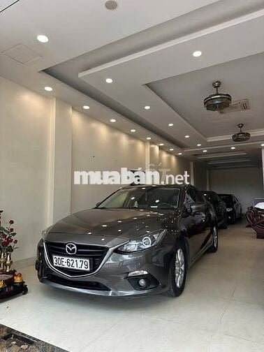 Mazda 3 1.5 AT – 2016