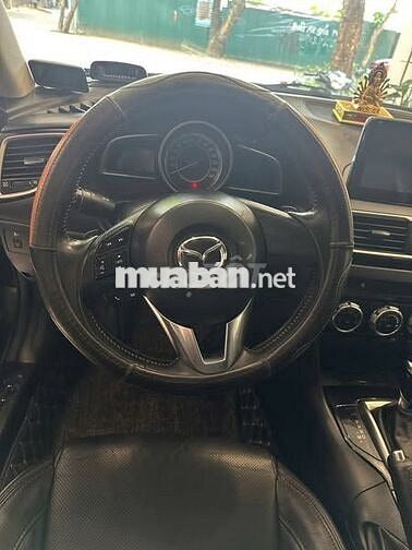 Mazda 3 1.5 AT – 2016