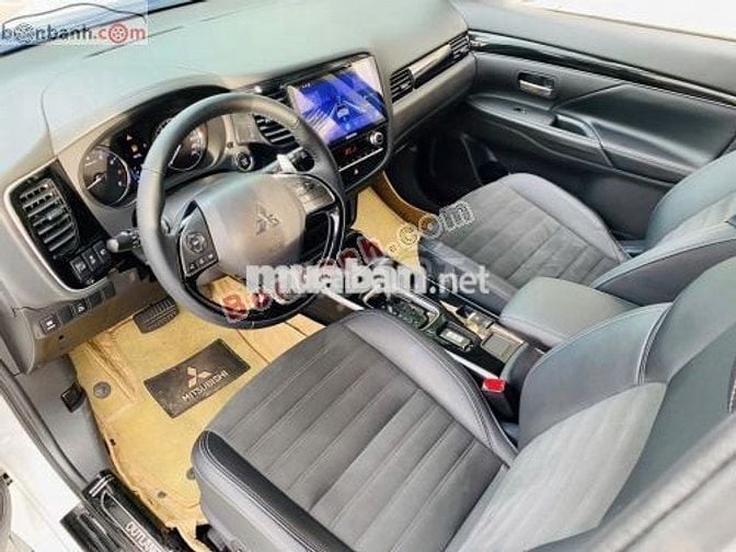 Mitsubishi Outlander 2.0 CVT 2022