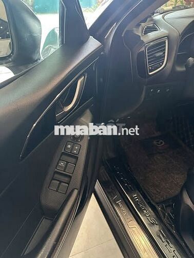 Mazda 3 1.5 AT – 2016