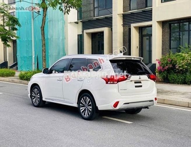 Mitsubishi Outlander 2.0 CVT 2022