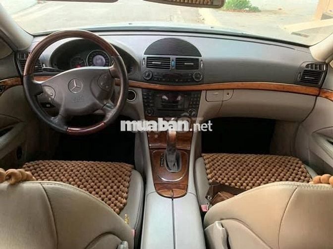 Mercedes Benz E Class 2003