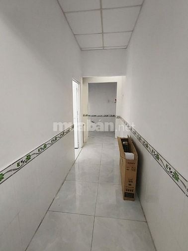 Nhà 88m2 gần ngã 3 mỹ hạnh, 2pn giá hơn 450tr cách kcn nhị xuân 2km