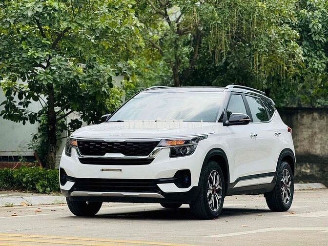 Kia Seltos 2022 Luxury 1.4 AT - 40000 km