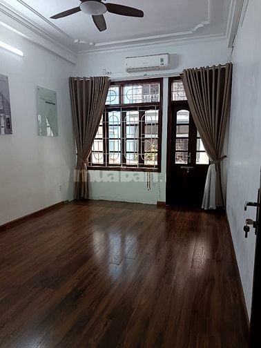 Cho thuê nhà phân lô ô tô tránh ở Trần Cung, Cầu Giấy