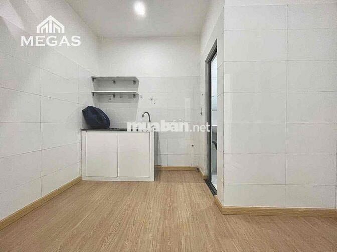 CHO THUÊ PHÒNG TRỌ 1 TRỆT 1 LẦU ĐI BỘ QUA GA METRO VĂN THÁNH