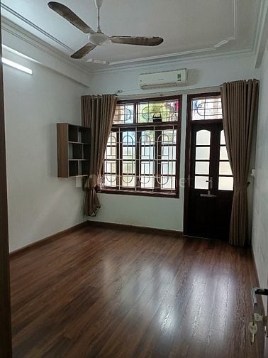 Cho thuê nhà phân lô ô tô tránh ở Trần Cung, Cầu Giấy