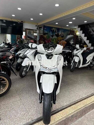 SH 150i ABS + HSTC 2020 Trắng Đen BSTP Chính Chủ