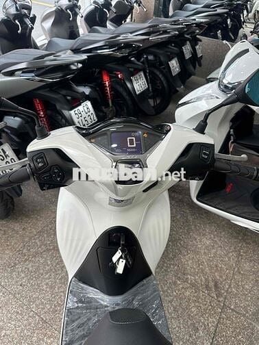SH 150i ABS + HSTC 2020 Trắng Đen BSTP Chính Chủ