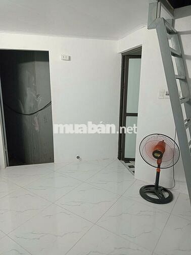 Phòng trọ khép kín, diện tích 25m2 đường Huyền Kỳ, Phú lãm, Hà Đông