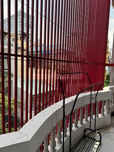 CHO THUÊ CĂN HỘ CÓ GÁC 2 PN RỘNG 60M2, BẾP, WC RIÊNG GẦN SÂN BAY TSN