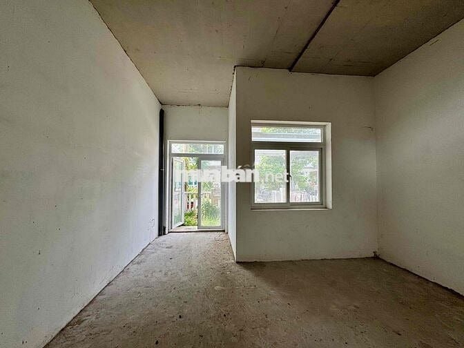 Nhà phố 1 trệt 2 lầu Lovera Park - Hoàn thiên bên ngoài - Giá 6,7 tỷ